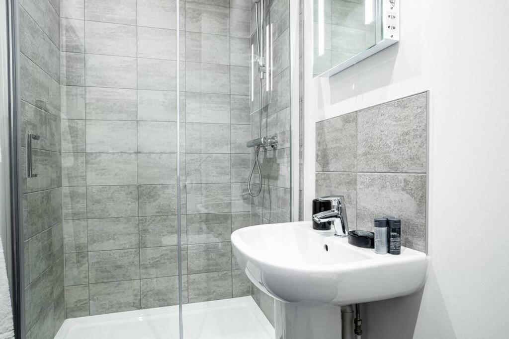 פטרבורו Bayard Apartments City Centre 2 Bedroom Apartment מראה חיצוני תמונה